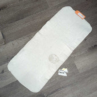1 Fleece No Bow Leg Quilt *fair, clean, undone stitching, dingy, thin, stretched, mnr hair, stains, creases, v.pilly

