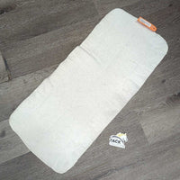 1 Fleece No Bow Leg Quilt *fair, clean, undone stitching, dingy, thin, stretched, mnr hair, stains, creases, v.pilly
