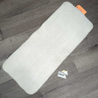 1 Fleece No Bow Leg Quilt *fair, clean, undone stitching, dingy, thin, stretched, mnr hair, stains, creases, v.pilly
