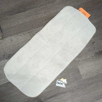 1 Fleece No Bow Leg Quilt *fair, clean, dingy, thin, stretched, mnr hair, stains, creases, v.pilly
