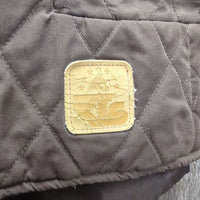 Quilt Vest *vgc, mnr hair, hole, threads
