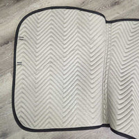 Quilt Jumper Pad *xc/vgc, clean, mnr hair, rubs, threads, manuf. error: crease
