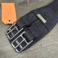 Synthetic Micro Suede Short - Dressage Girth *gc, older, v.pilly & rubbed, clean, faded
