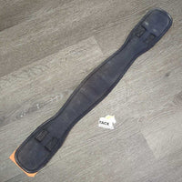 Synthetic Micro Suede Short - Dressage Girth *gc, older, v.pilly & rubbed, clean, faded
