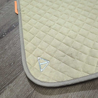 Quilt Dressage Pad *vgc, clean, mnr rubs, stains, lint, puckers, v. mnr hair
