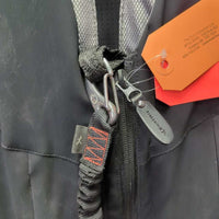 Air Vest, 1x canister, strap *vgc *min. $800
