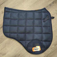 Quilt Mesh Dressage Pad *vgc, clean, mnr hair, rubs, holey edges, threads, stains
