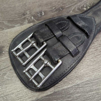 Shaped Padded Leather Short Girth, integrated els *vgc/gc, dirt, residue, mnr hair
