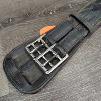 Shaped Padded Short Girth, 2x els *gc, older, stains, film, dirt, creases, dents, dry, stiff
