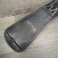 Shaped Padded Short Girth, 2x els *gc, older, stains, film, dirt, creases, dents, dry, stiff
