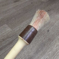 "Lincoln" Pure Bristle Hoof Oil Brush, plastic handle *gc, stained, scuffed, residue, mnr dirt, hair
