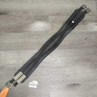 Neoprene Girth, padded center, x1 els *gc, clean, mnr dirt/residue, creased
