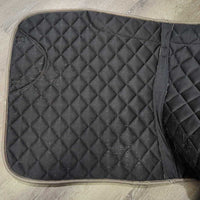 Mesh Quilt Dressage Pad, 1x mesh piping *vgc, clean, mnr hair, pills, threads, rubs, snags
