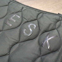 Quilt Dressage Pad, non slip top, bling, piping *vgc, clean, mnr hair, rubs, threads, puckers, holey edges, creases, faded
