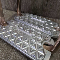 Pr "Siena Sloped" Stirrup Irons, spike grips, special order *xc/vgc, clean, mnr residue, scuffs
