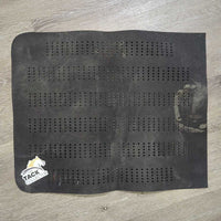 Perforated Neoprene Non Slip Half Pad *vgc, dirty, hoof print
