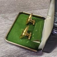 VINTAGE Horse Head Cuff Links, Plastic box like new
