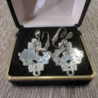Vintage Jumping Horses Clip On Earrings, velvet box *vgc, mnr hair
