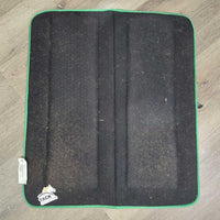 Microfiber Foam Western Pad *gc, hairy, dirt, hay, slice, mnr pills, faded, curled edges
