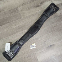 Thick Padded Leather Short - Dressage Girth, 2x els *vgc, clean, creases, mnr residue, hair, rubs & scratches
