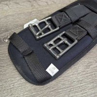 Thick Memory Foam Short - Dressage Girth, D Ring, Center Strap *xc/like new, mnr dirt?stains
