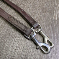 Narrow Draw Reins, snaps *gc/fair, dirty, twists, slices, chews, creases, stiff, dry, scrapes, rubs
