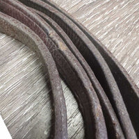 Narrow Draw Reins, snaps *gc/fair, dirty, twists, slices, chews, creases, stiff, dry, scrapes, rubs
