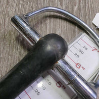 Thick Rubber D Ring Bit *vgc, mnr dirt?residue, rust, scratches & scuffs
