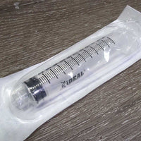 84 x 12 cc Syringes, box *new, 16 gone
