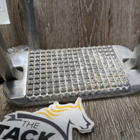 Wide Base Aluminum Stirrup Irons *vgc, clean, scratches, rubs, oxidized, stains, mnr rust
