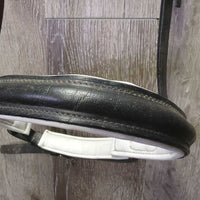 Rsd/Padded Noseband, Crank *xc, mnr rubs, dirt, creases & dirt, v.stiff, dry
