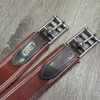 Padded Anatomical Girth, 2x els, x3 d rings *vgc/gc, mnr hair, creases, dirt, scuffs, dry
