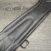 Padded Anatomical Girth, 2x els, x3 d rings *vgc/gc, mnr hair, creases, dirt, scuffs, dry
