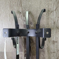 Double Metal Hooks *xc, loose screws
