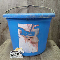 Flat Back Plastic Bucket *gc, clean, scuffed, scratches, faded, stains
