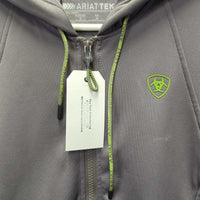 Zip Up Hoodie *vgc, clean
