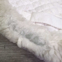 Quilt & Sheepskin Fitted Hunter Pad *gc/fair, clean, TEARS, bare spots, pilly, mnr hair, dingy, rubs, stains, puckers
