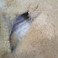 Quilt & Sheepskin Fitted Hunter Pad *gc/fair, clean, TEARS, bare spots, pilly, mnr hair, dingy, rubs, stains, puckers
