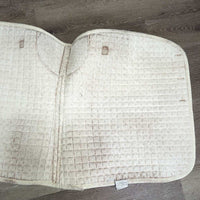 Quilt Dressage Pad *gc, clean, hairy, pilly, rubs, mnr dingy, stains, holes, puckers
