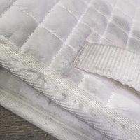 Quilt Dressage Pad *gc/fair, hairy, pilly, rubs, holes, mnr stains, dingy, threads, puckers

