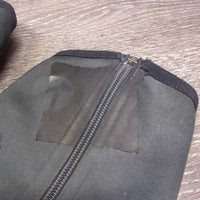 JUNIORS Synthetic Half Chaps *fair, peeling, dirt, rubs, v.stretched els

