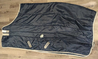 200g Quilt Stable Blanket, tail *vgc, clean, mnr hair, stains, unstiched, missing d ring @ tail, v. mnr snag
