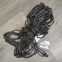Thick Nylon Hay Net *xc, clean, mnr dusty, loose knots
