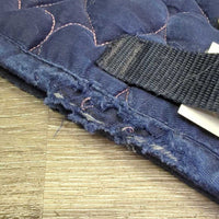 Quilt Jumper Pad, heart stitching *gc, clean, holey edges, pills, mnr hair, faded, puckers, dust
