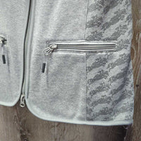 Zip Up Sweater *xc, clean
