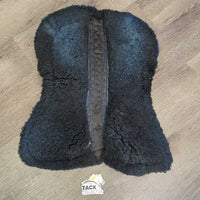 Quilt & Sheepskin Half Pad, Rolled Edge *fair, dirty, stains, v.thin & holey pommel, clumpy, older, discolored
