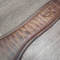 Small Belly Girth, carabiner, 2x els *vgc/gc, older, puckered els, mnr dirt, stains, cuts, creases
