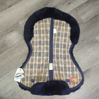 Quilt & Fleece Half Pad, Rolled Edge *xc, cut tabs, clean, mnr threads
