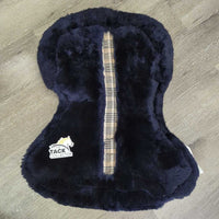 Quilt & Fleece Half Pad, Rolled Edge *xc, cut tabs, clean, mnr threads
