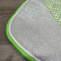 Quilt Jumper Pad, glitter, piping *xc, clean, mnr threads, snags, embroidered underside
